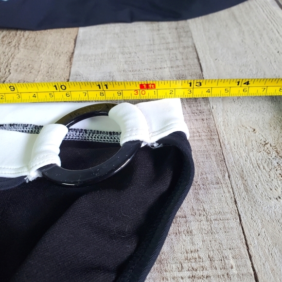 NEWPORT NEWS | Black & White Swim sz 2 - Picture 7 of 10
